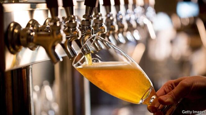 A cervexa contén menos alcohol que o vodka